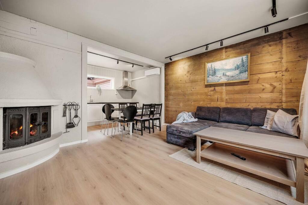 Dinbnb Homes I 4-Bedroom Historical House In Romantic Surroundings เบอร์เกน ภายนอก รูปภาพ